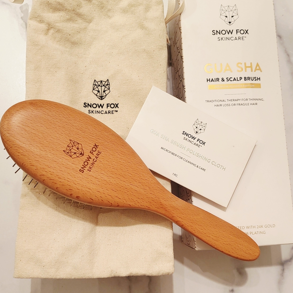 Snow Fox Skincare Gua Sha Hair & Scalp Brush